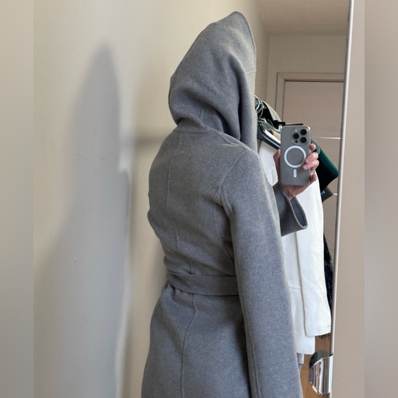 Tahari Women’s Marla Wool Caped Gray Coat Size Small - Picture 7 of 16